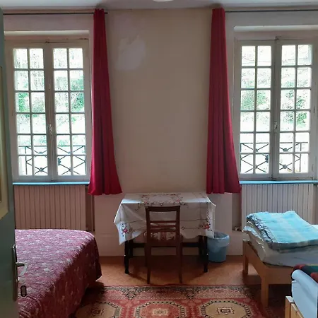 Le Moulin De Saleth בית הארחה