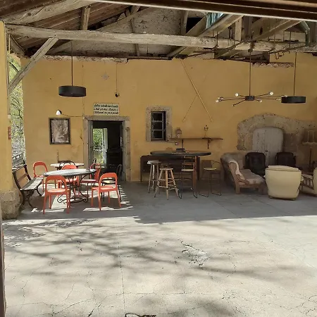 Vendégház Le Moulin De Saleth *